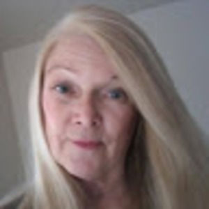 Meet your Posher, Suzanne